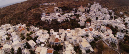 Πύργος Τήνου: Το μαρμαροχώρι που πρέπει να επισκεφτείς με ενοικιαζόμενο αυτοκίνητο